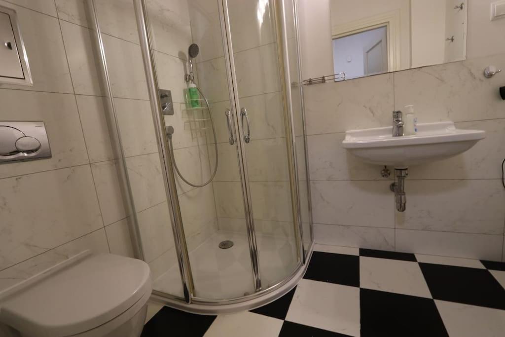 Fantastic Waw - Kp22 Room B Varsovia Exterior foto